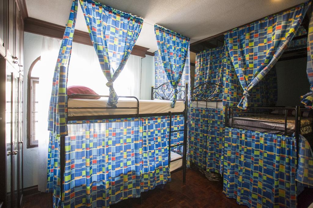 בנגקוק Wacky Fun Party Hostel חדר תמונה