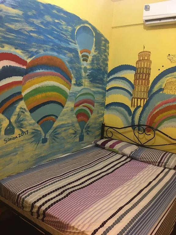 בנגקוק Wacky Fun Party Hostel מראה חיצוני תמונה